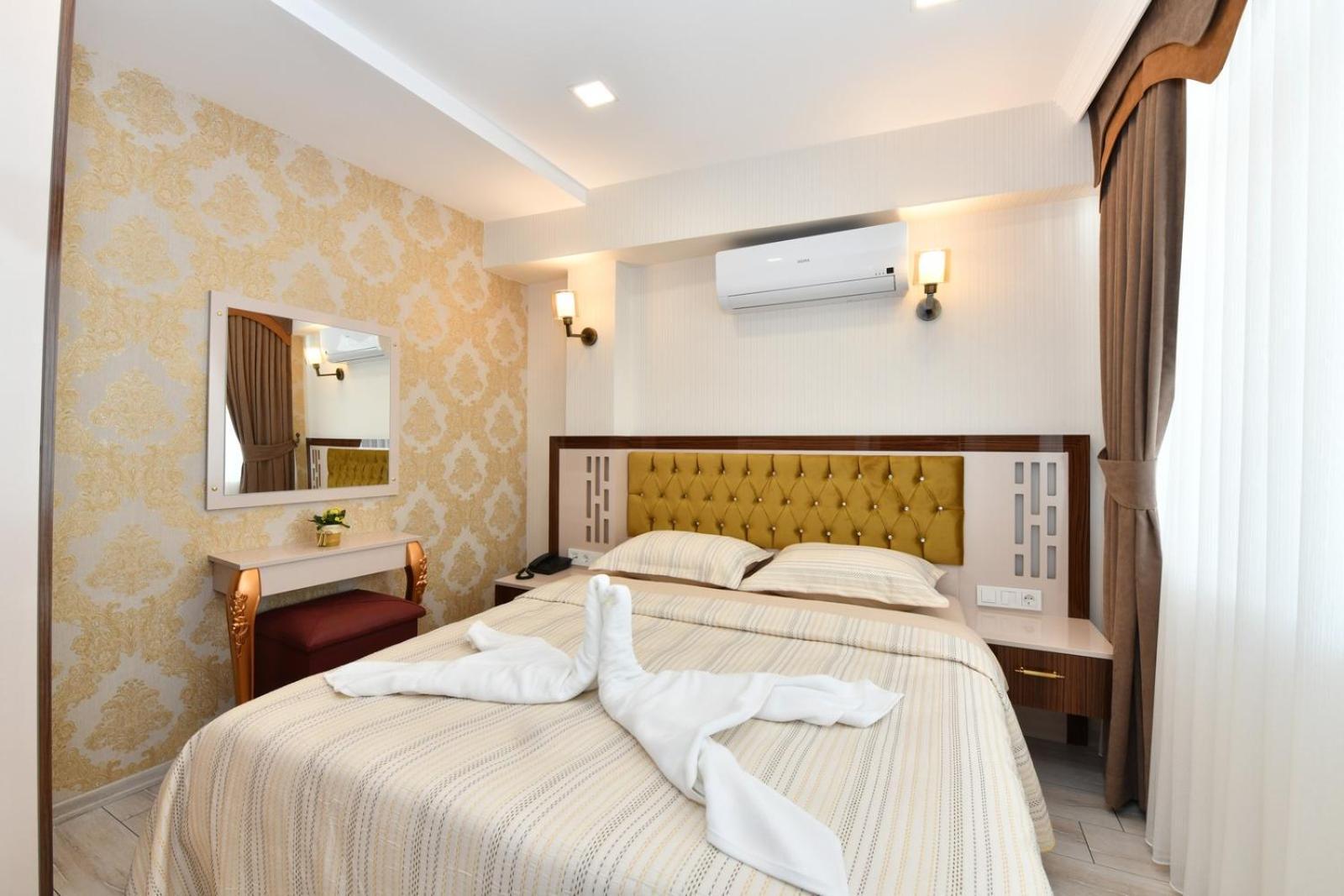 Sea Moon Hotel Istanbul Exterior photo